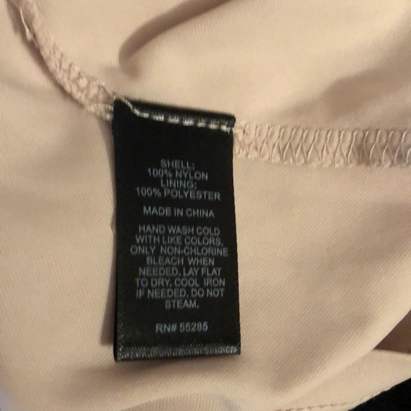 Express lace cocktail dress - Picture 5 of 6